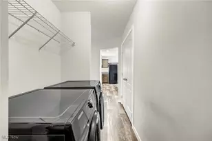 348 Robin Dr, Elyria, OH 44035 - Photo 40