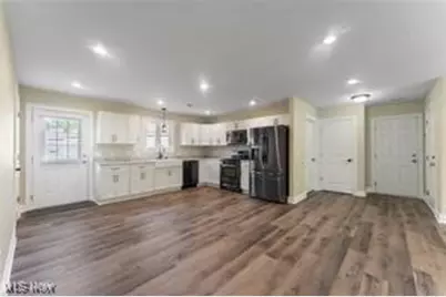 603 S Raccoon Road #14, Austintown, OH 44515 - Photo 4