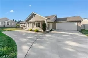 603 S Raccoon Rd, Austintown, OH 44515 - Photo 2