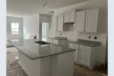 5076 Shepherds Glen, Willoughby, OH 44094 - Photo 2