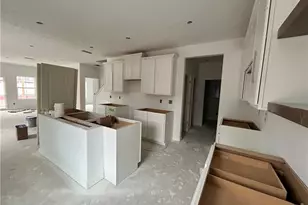 5079 Shepherds Gln, Willoughby, OH 44094 - Photo 2