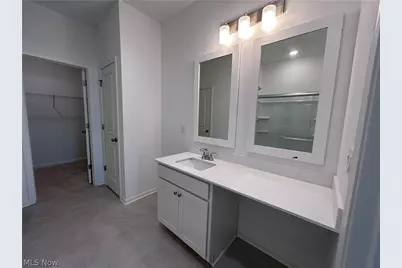 5081 Shepherds Glen, Willoughby, OH 44094 - Photo 10