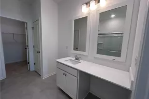 5081 Shepherds Gln, Willoughby, OH 44094 - Photo 10