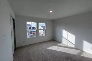 5081 Shepherds Gln, Willoughby, OH 44094 - Photo 8