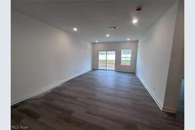 5083 Shepherds Glen, Willoughby, OH 44094 - Photo 6