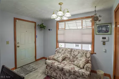 1521 Gibbs Avenue NE, Canton, OH 44705 - Photo 12