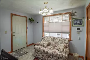 1521 Gibbs Ave NE, Canton, OH 44705 - Photo 12