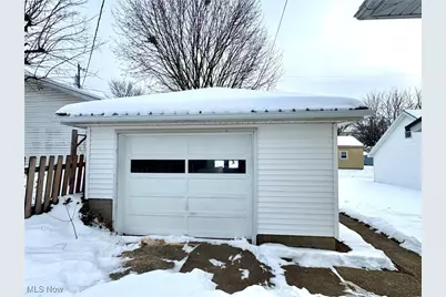 1407 Elm Street, Coshocton, OH 43812 - Photo 16