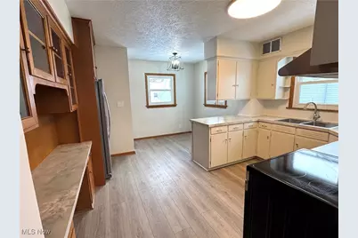 1407 Elm Street, Coshocton, OH 43812 - Photo 10