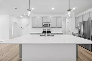 5085 Shepherds Gln, Willoughby, OH 44094 - Photo 10