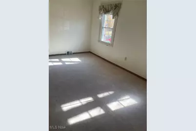 35755 Miles Road, Moreland Hills, OH 44022 - Photo 26