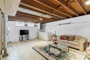 4011 Crest Dr, Loveland, OH 44109 - Photo 24