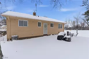 4011 Crest Dr, Loveland, OH 44109 - Photo 32