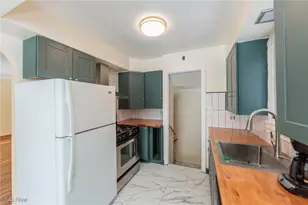 17001 Laverne Ave, Loveland, OH 44135 - Photo 4