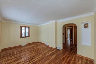 17001 Laverne Ave, Loveland, OH 44135 - Photo 12