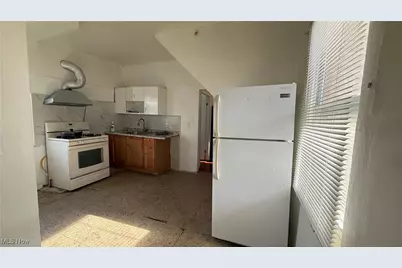 1736 E 47th Street, Loveland, OH 44103 - Photo 10