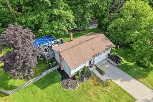 307 Washington Dr, Northfield, OH 44067 - Photo 2