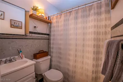 147 Woolf Avenue, Akron, OH 44312 - Photo 32