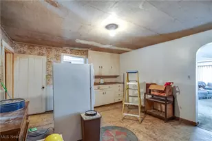 1045 Pittsburgh Ave, Wooster, OH 44691 - Photo 6