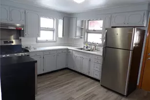 477 W 39th St, Shadyside, OH 43947 - Photo 12