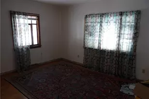 477 W 39th St, Shadyside, OH 43947 - Photo 30