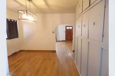 477 W 39th Street, Shadyside, OH 43947 - Photo 10