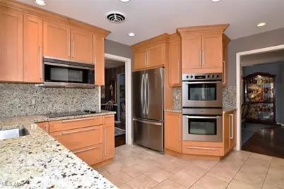 23575 Shelburne Road, Huber Heights, OH 44122 - Photo 18