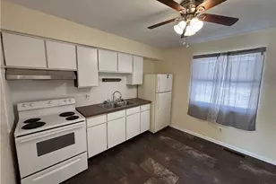 2441 45th St NW, Canton, OH 44709 - Photo 2