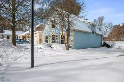 1664 Stone Creek Lane, Twinsburg, OH 44087 - Photo 4