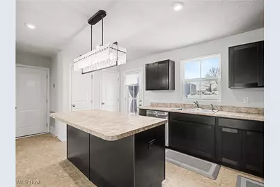 201 Taft Drive, Eastlake, OH 44095 - Photo 14