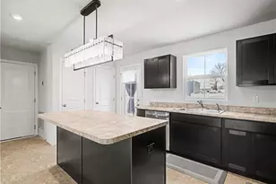 201 Taft Dr, Eastlake, OH 44095 - Photo 14