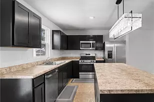 201 Taft Dr, Eastlake, OH 44095 - Photo 12