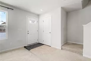 201 Taft Dr, Eastlake, OH 44095 - Photo 2