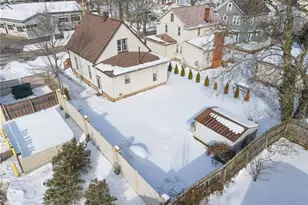 2411 8th St, Cuyahoga Falls, OH 44221 - Photo 32