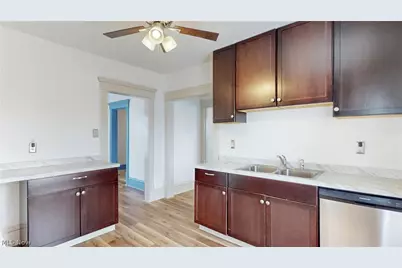 2411 8th Street, Cuyahoga Falls, OH 44221 - Photo 16