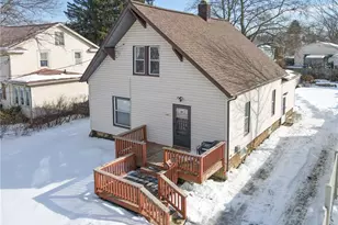 2411 8th St, Cuyahoga Falls, OH 44221 - Photo 2