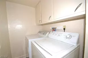 450 Allyn St, Akron, OH 44304 - Photo 6