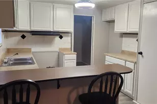 202 W Main St, Conneaut, OH 44030 - Photo 2