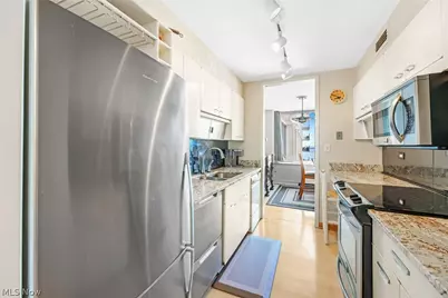 12700 Lake Avenue #1107, Oakwood, OH 44107 - Photo 14