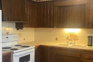 1124 Valley Dr NW, North Canton, OH 44720 - Photo 10
