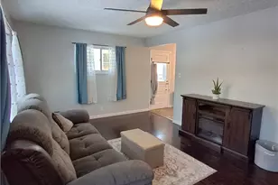 349 Elm St, Wadsworth, OH 44281 - Photo 8