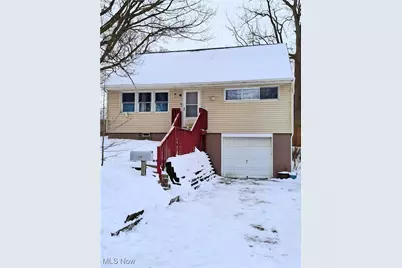 349 Elm Street, Wadsworth, OH 44281 - Photo 1