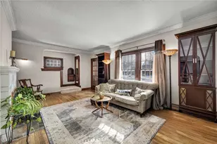 17610 Narragansett Ave, Oakwood, OH 44107 - Photo 6