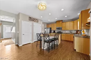 3113 Briarcliff Rd, Brunswick, OH 44212 - Photo 2