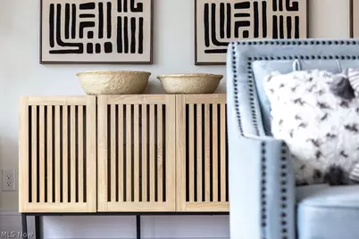 16831 Ravenna Road, Chagrin Falls, OH 44023 - Photo 4