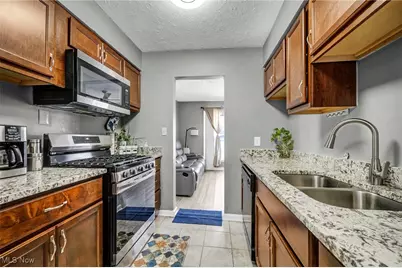 12112 Carrington Avenue, Loveland, OH 44135 - Photo 12