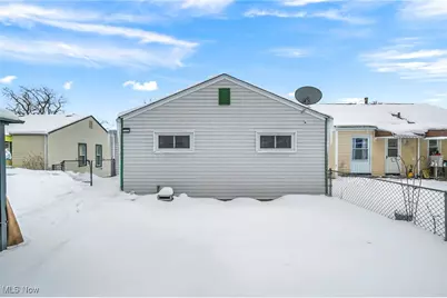 12112 Carrington Avenue, Loveland, OH 44135 - Photo 20