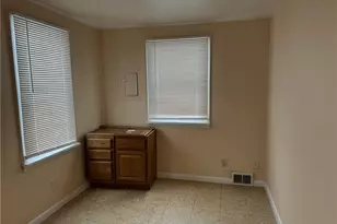 2160 Ingersoll Dr, Akron, OH 44320 - Photo 24