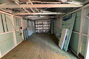 2160 Ingersoll Dr, Akron, OH 44320 - Photo 10