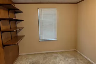 2160 Ingersoll Dr, Akron, OH 44320 - Photo 16